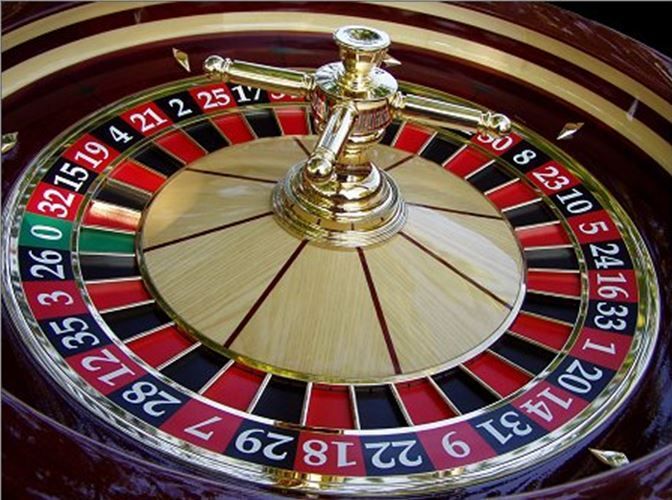 CasinodeMonteCarlo کھلاڑیوں کے لیے لائیو کیسینو سیکشن